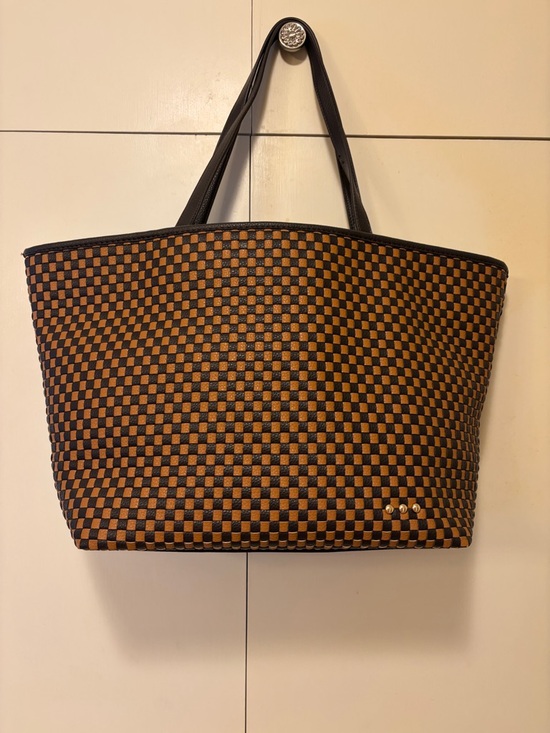 Pretty Simple Me Handbags - Pretty Simple Me Woven Tiffany Organizer Checkered Tote Bag in Black and Brown